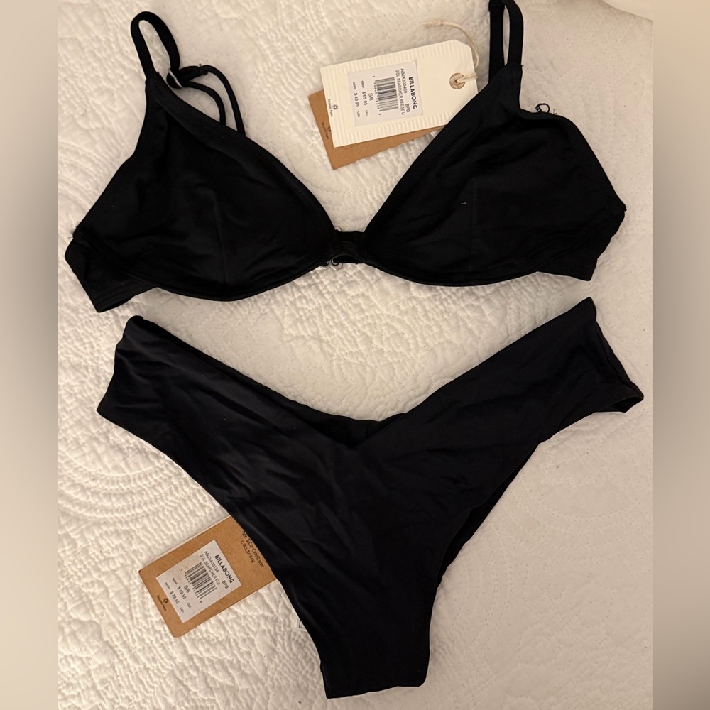 Billabong Black Bikini SET (bottoms and top included)